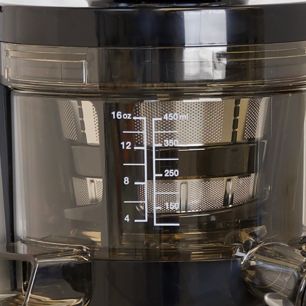 Omega Pure Press Cold Press, Vertical Low-Speed Juicer, in Red (VSJ843QR)