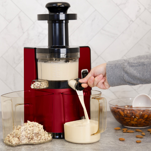 Omega Pure Press Cold Press, Vertical Low-Speed Juicer, in Red (VSJ843QR)