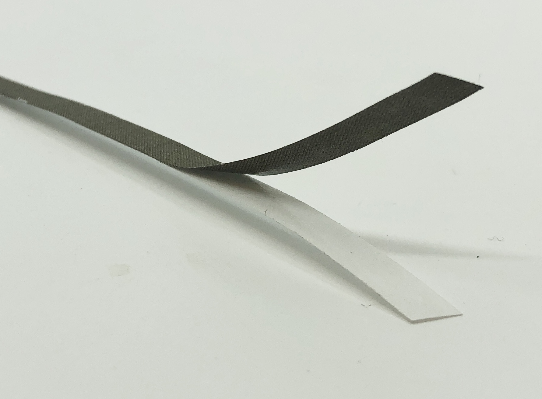 5mm x 20M (0.2in x 65ft) Conductive Nylon Conductive Adhesive Tape, Maker Tape for Paper Circuits, Craft Circuits