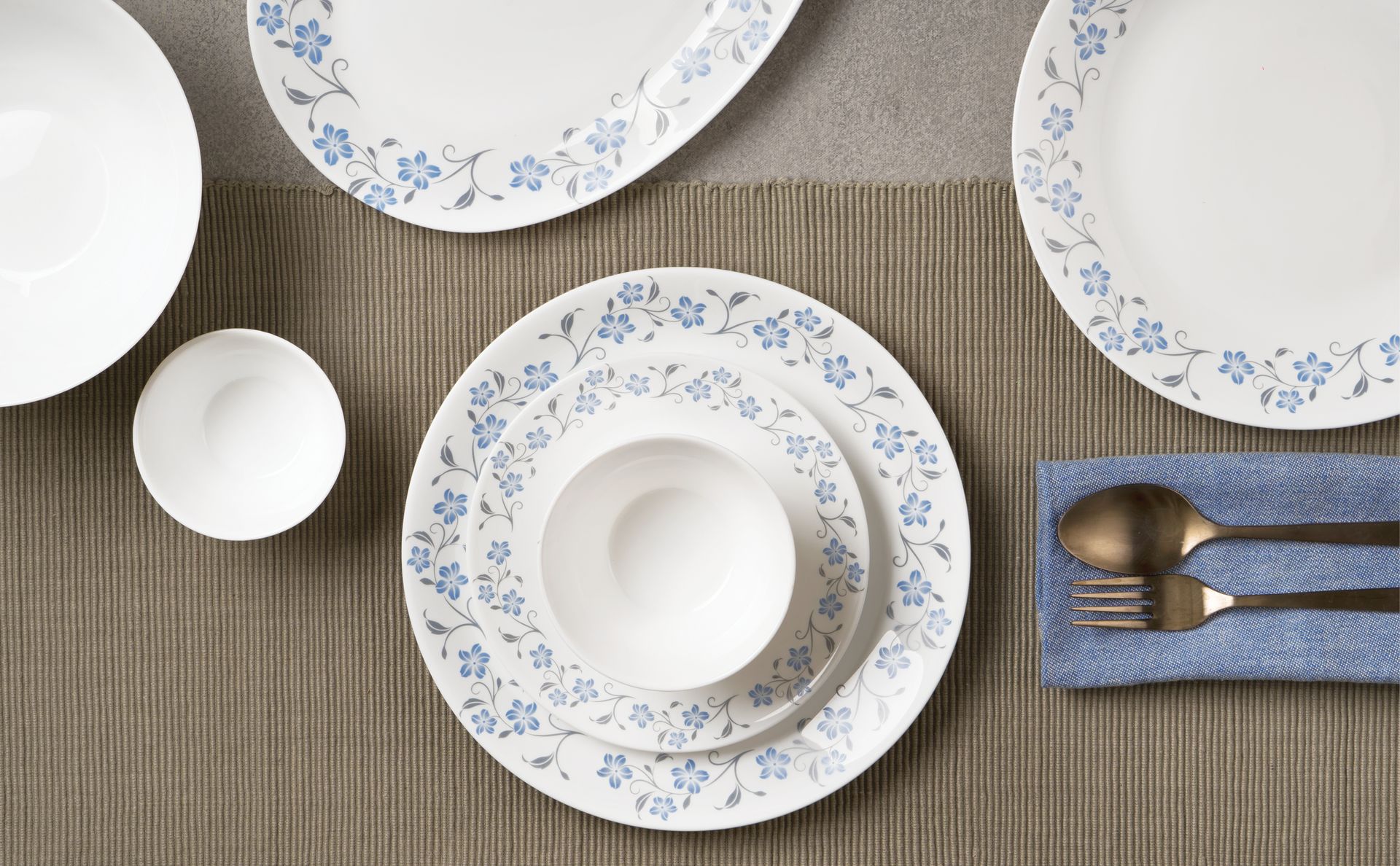 La Opala, Ivory Collection, Opal Glass Quarter Plate Set 6 pcs, Plainware, White