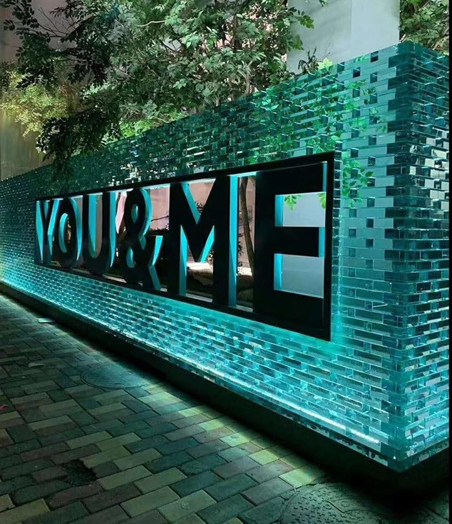 transparency-colored-clear-glass-blocks--6.jpg