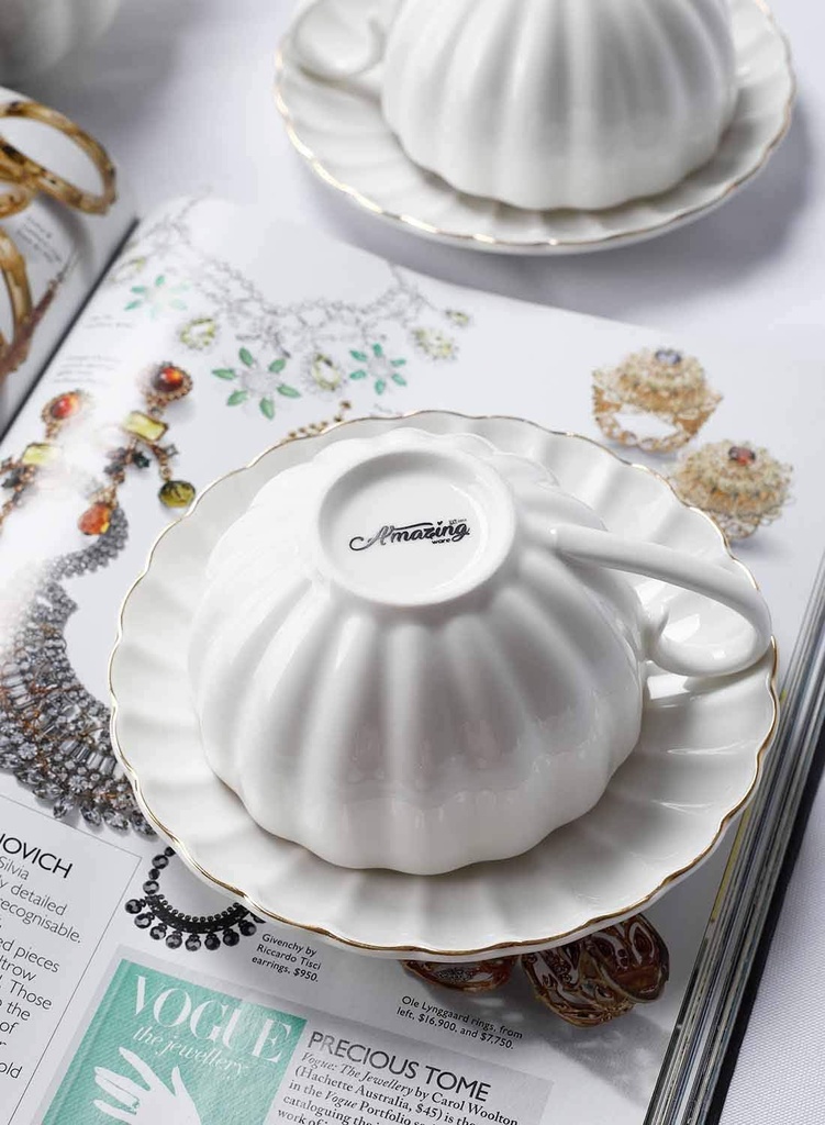 amazingware-royal-tea-cups-and-saucers-w-5.jpg