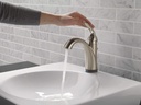delta-faucet-lahara-single-hole-bathroom-4.jpg