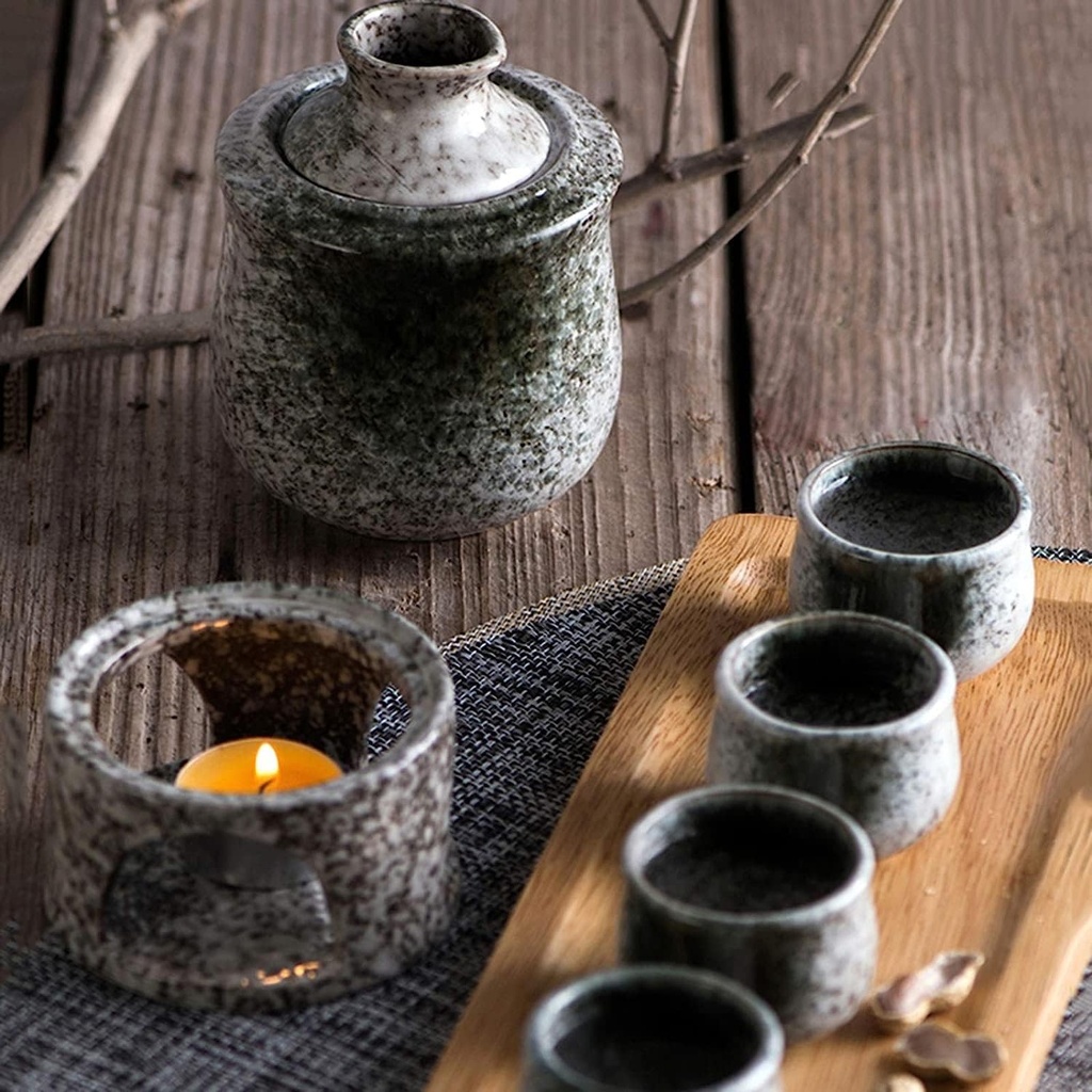 japanese-sake-set-with-warmer-traditiona-4.jpg