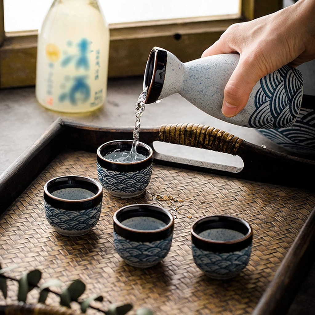 sake-set-japanese-sake-pot-set-tradition-3.jpg