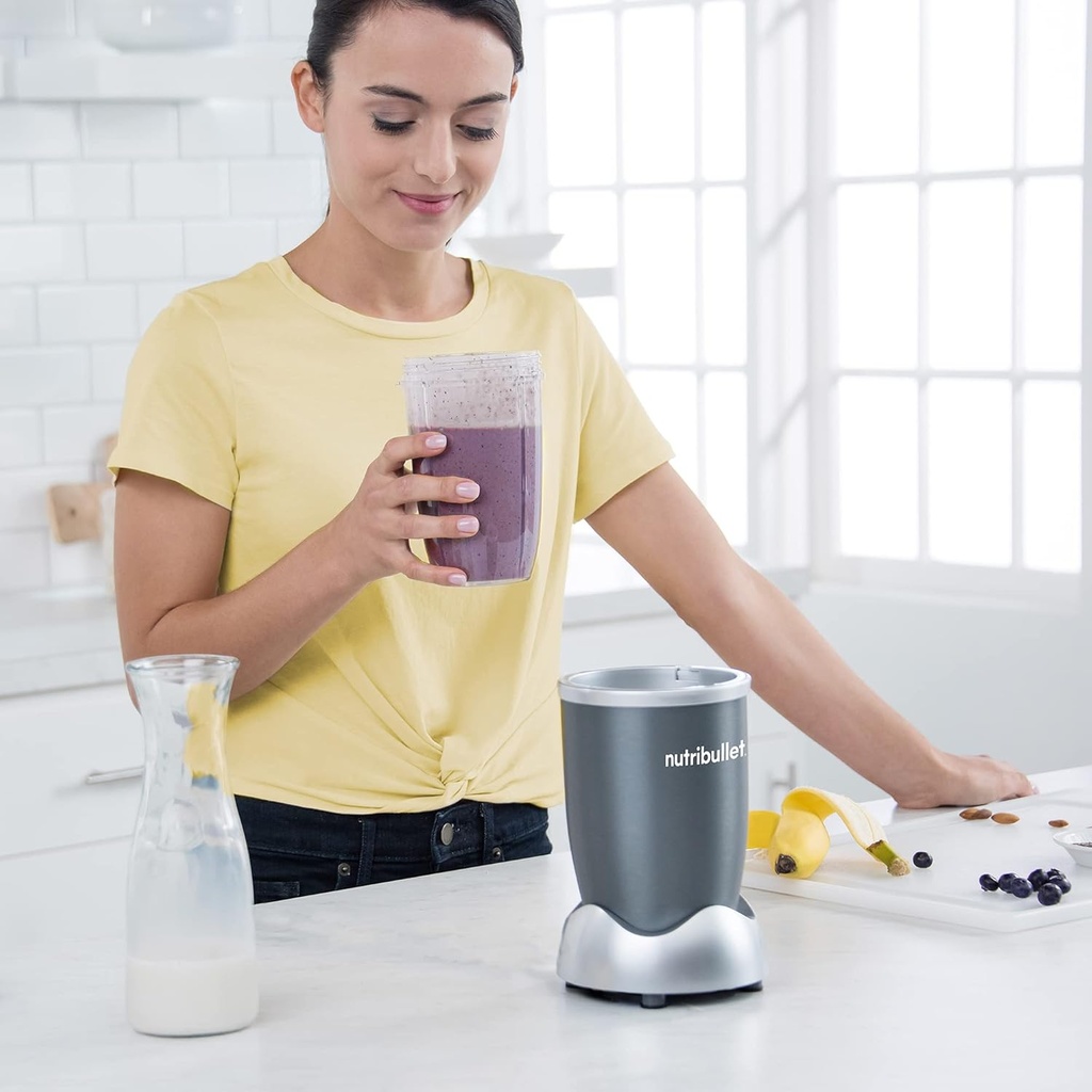 nutribullet-personal-blender-for-shakes--6.jpg