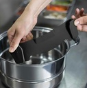 clip-on-strainer-silicone-for-all-pots-a-3.jpg