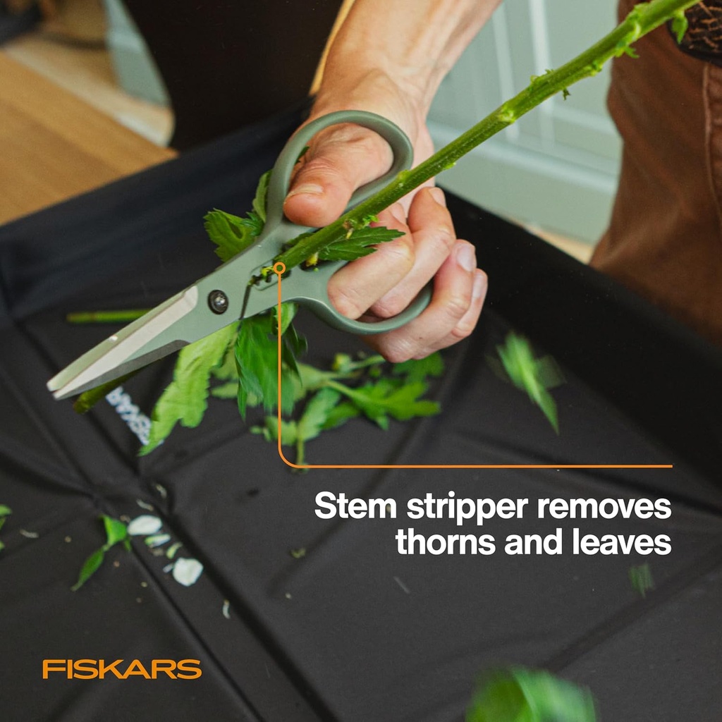 fiskars-shaper-plant-shears-plant-snip-h-4.jpg