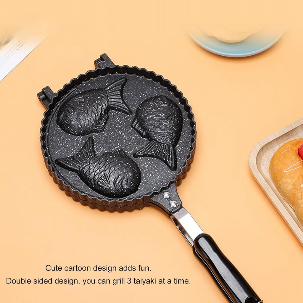 fish-shaped-waffle-maker-165-x-77-in-3-f-2.jpg