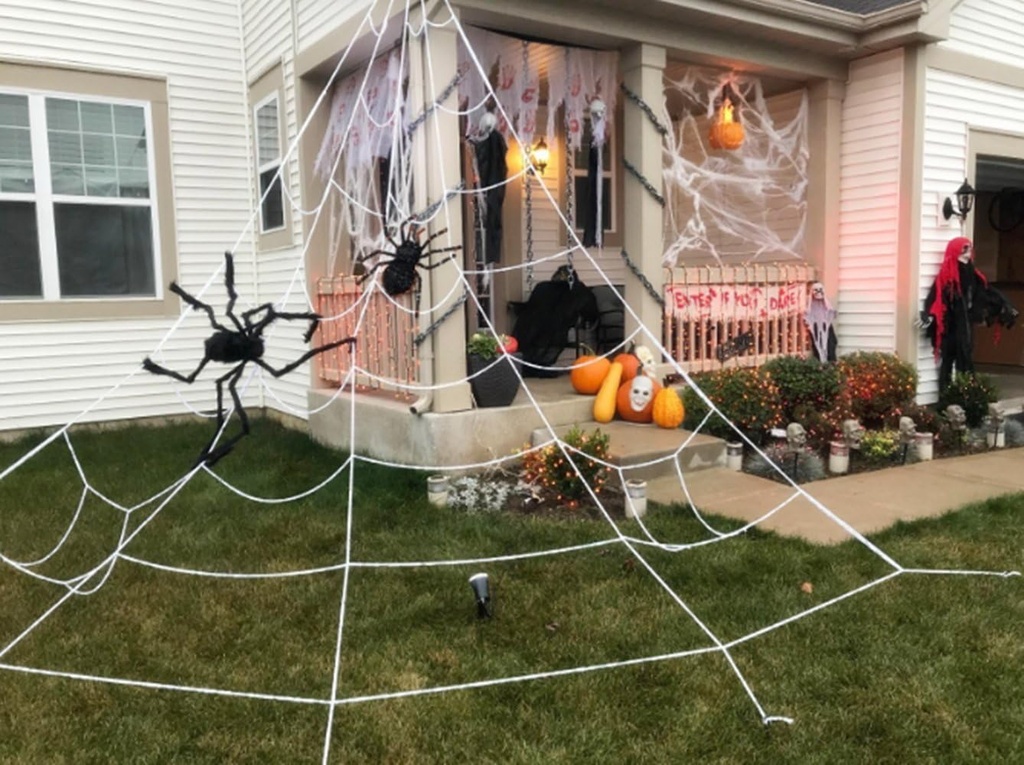 halloween-decorations-big-spider-49-ft-b-4.jpg