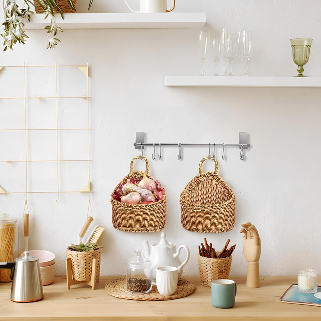 hanging-wicker-baskets-for-wall-2pcs-wov-3.jpg