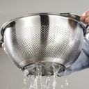 188-stainless-steel-microwell-colander-2-4.jpg