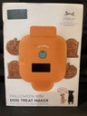 halloween-mini-dog-treat-maker-pumpkins--2.jpg