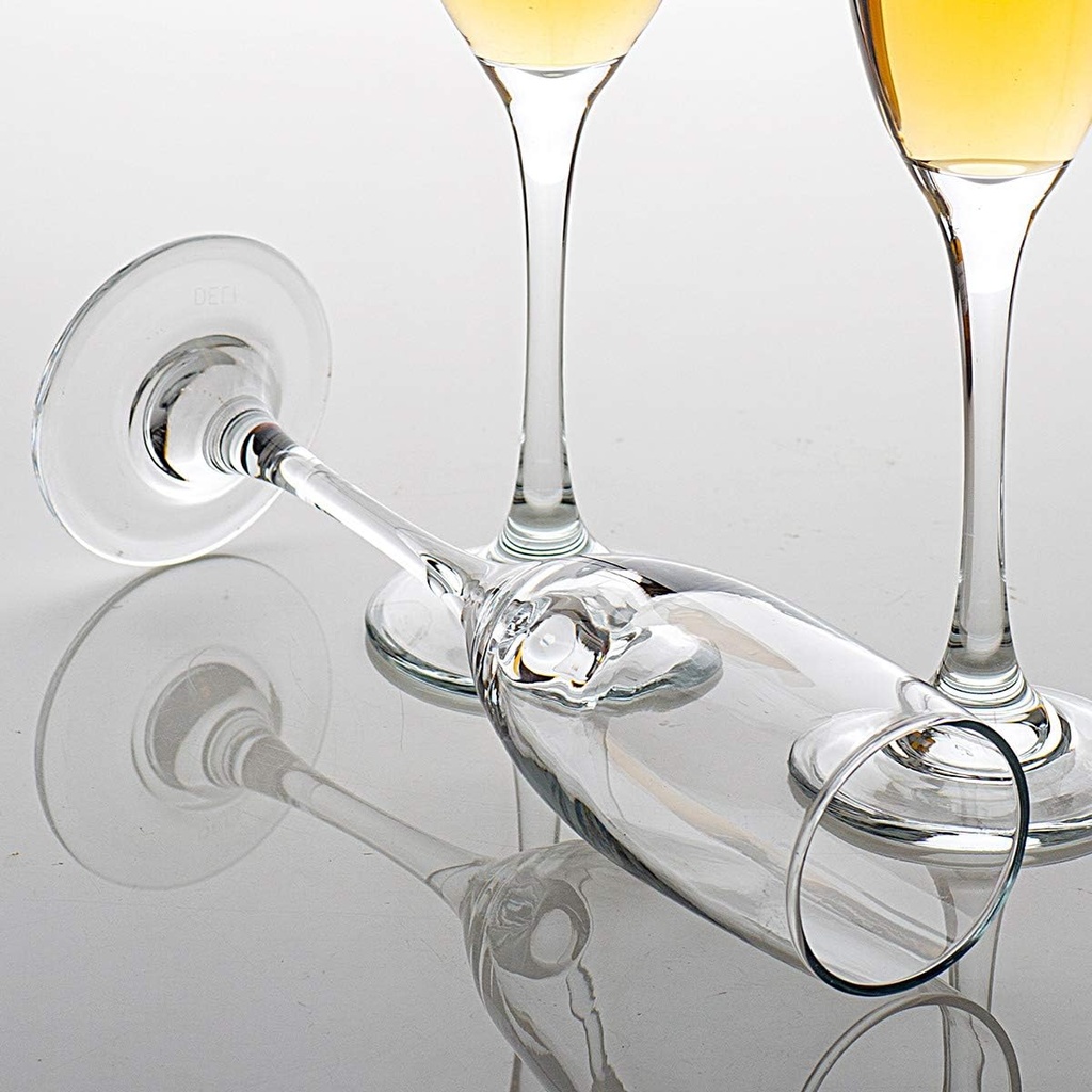c-crest-set-of-12-champagne-glasses-6-ou-5.jpg