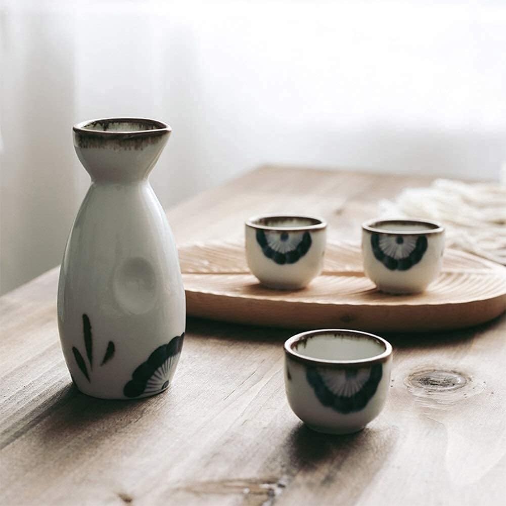 japanese-sake-set-4-pieces-hand-painted--2.jpg