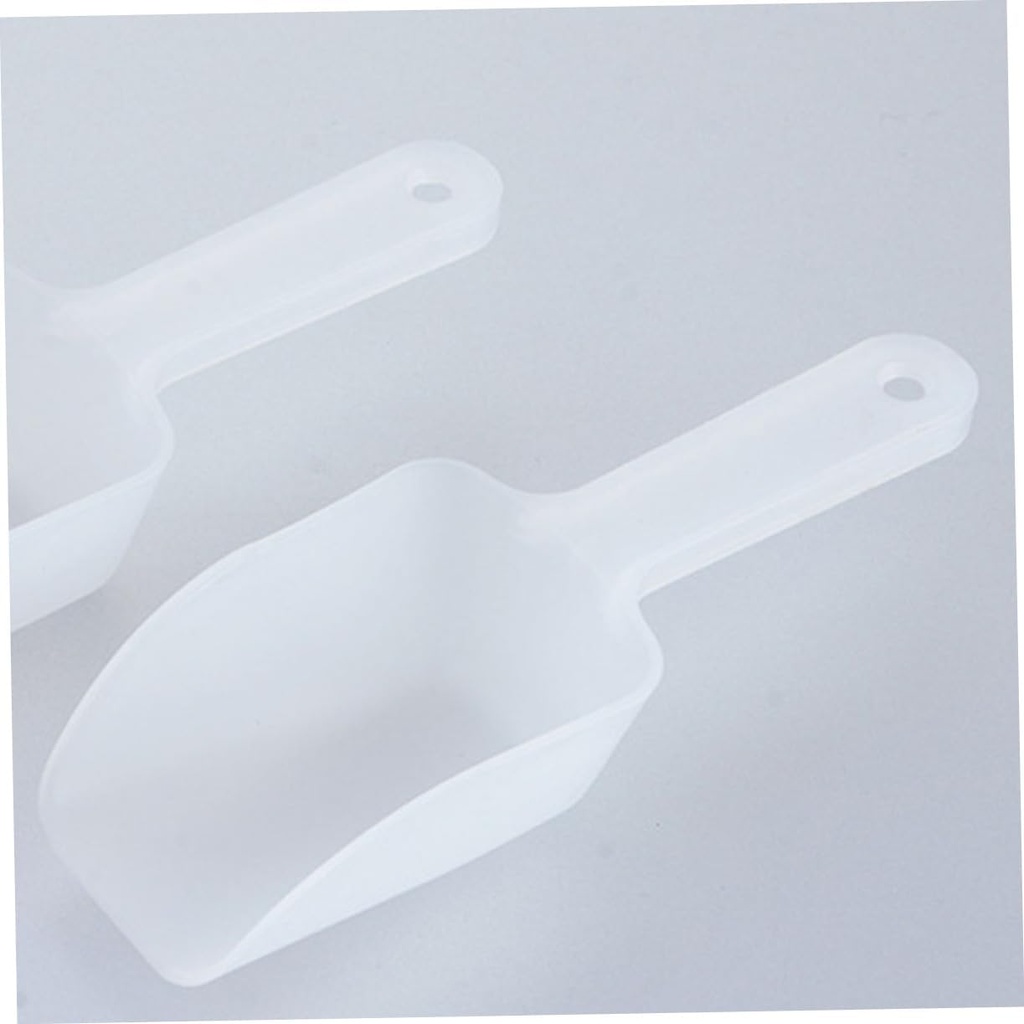 mobestech-small-plastic-ice-scoop-and-ut-3.jpg