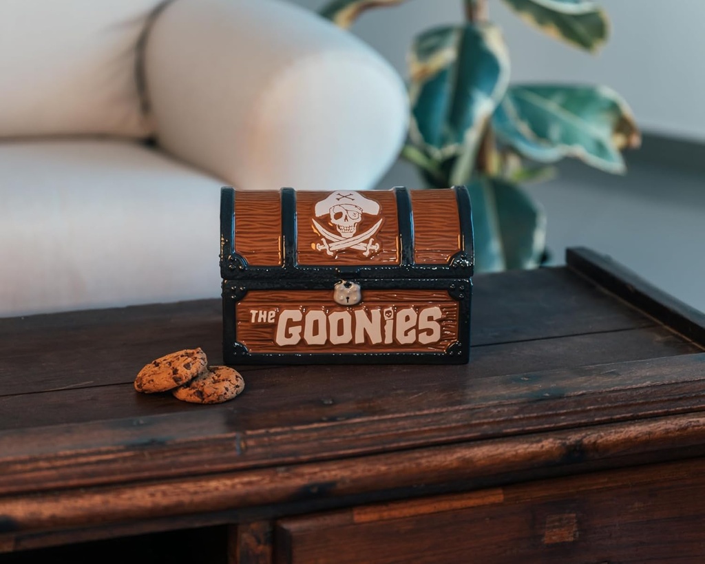 grupo-erik-the-goonies-cookie-jar-with-l-4.jpg