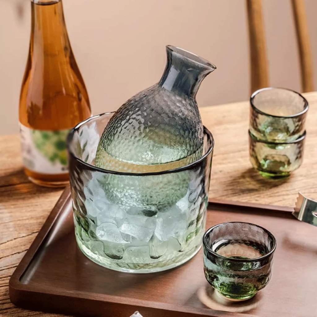 glass-sake-set-sake-cup-liquor-dispenser-5.jpg