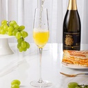 champagne-flutes-wedding-champagne-gasse-4.jpg
