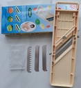 handheld-mandoline---japanese-style-slic-3.jpg
