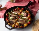 lodge-cast-iron-skillet-with-red-silicon-2.jpg