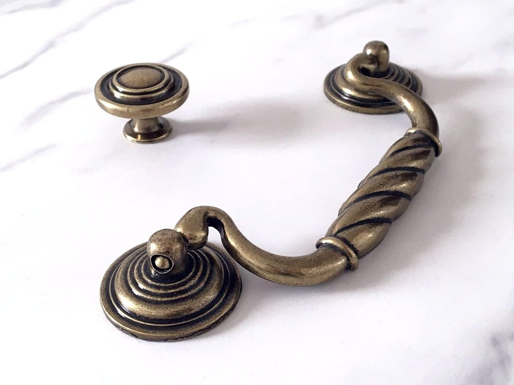 antique-bronze-drawer-knob-dresser-pull--4.jpg