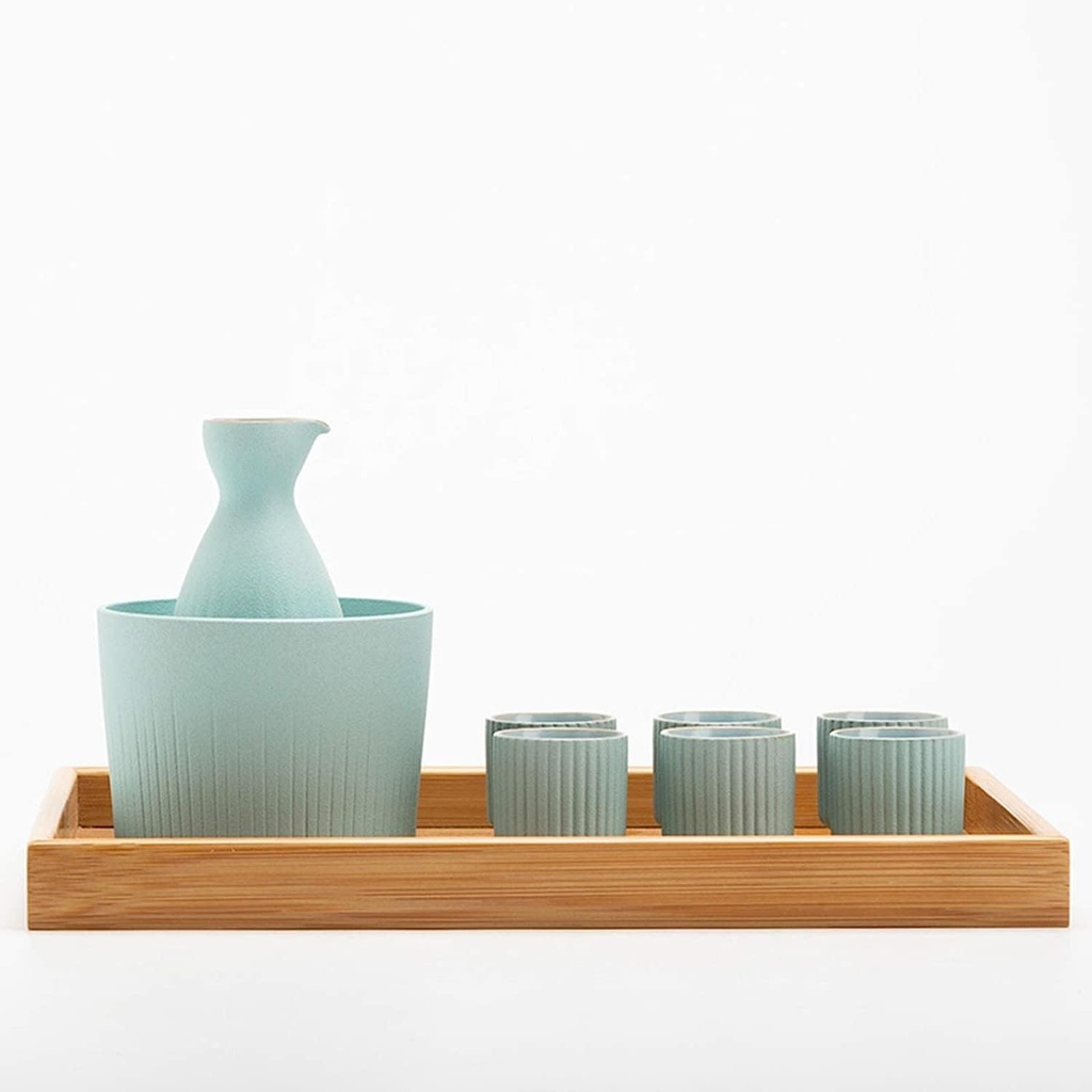 sake-set-and-cups-with-warmer-traditiona-2.jpg