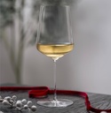 zalto-denkart-universal-wine-glass-hand--2.jpg