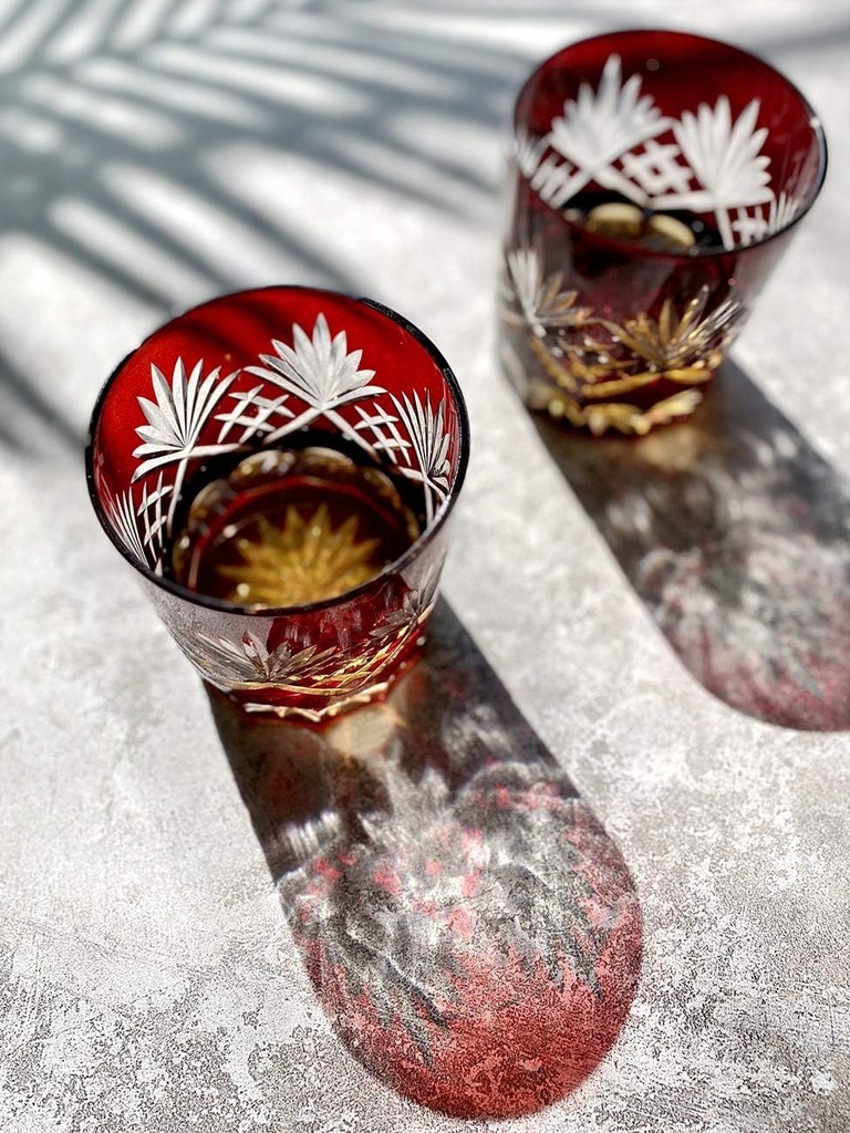 ruby-red-fancy-hand-cutting-wine-glass-g-5.jpg