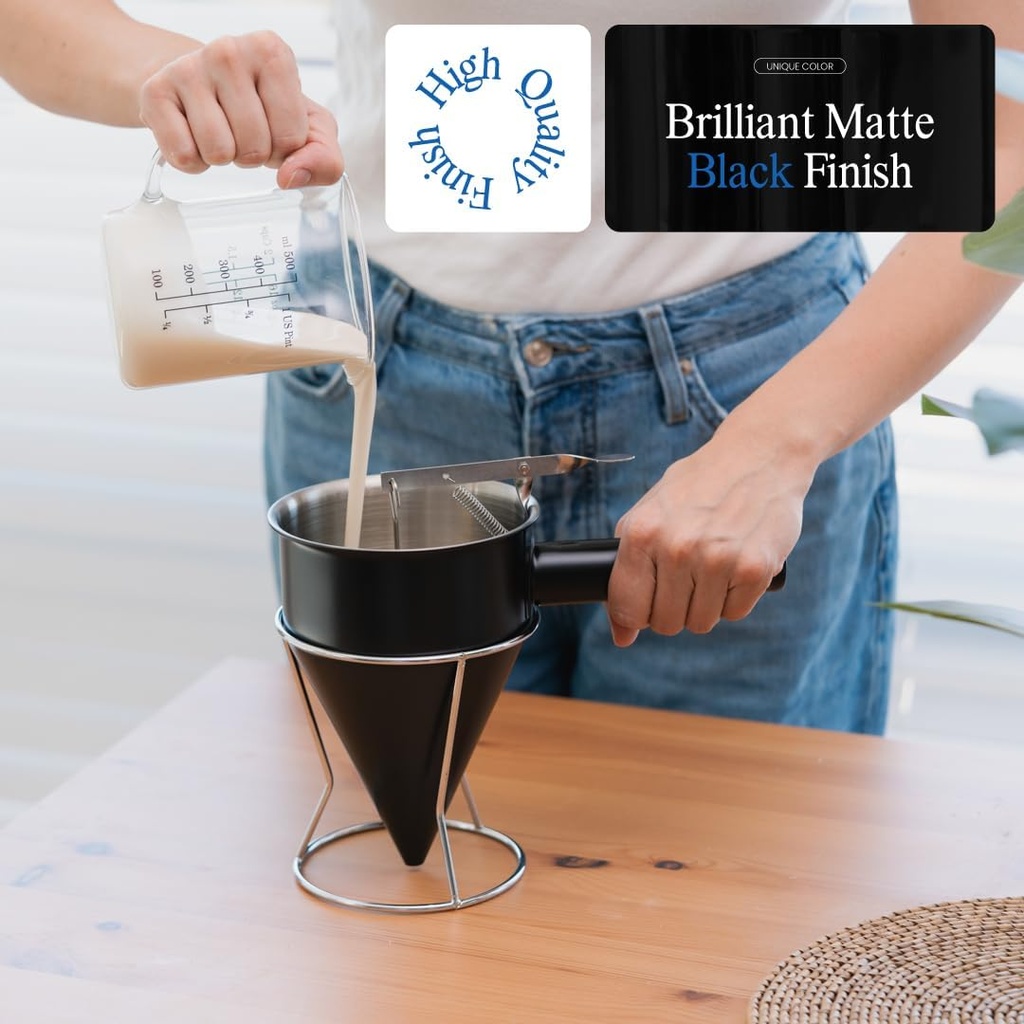 pancake-batter-dispenser-black---40oz-ba-2.jpg