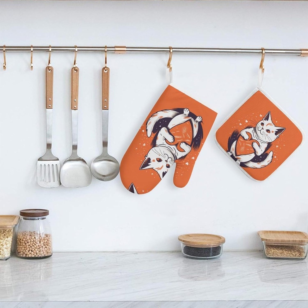 cat-holds-a-heart-oven-mitts-and-pot-hol-6.jpg