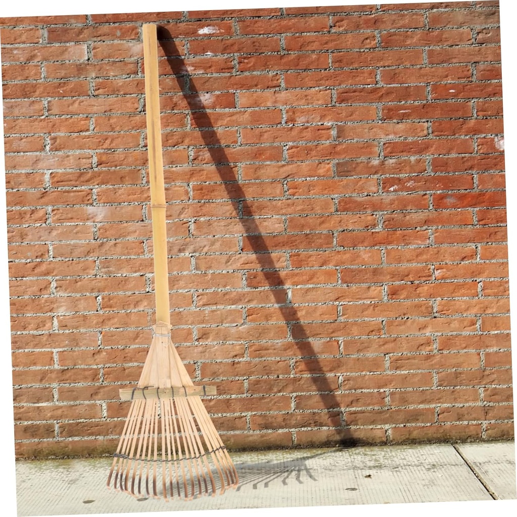compact-hand-rake-for-gardening-soil-spr-4.jpg