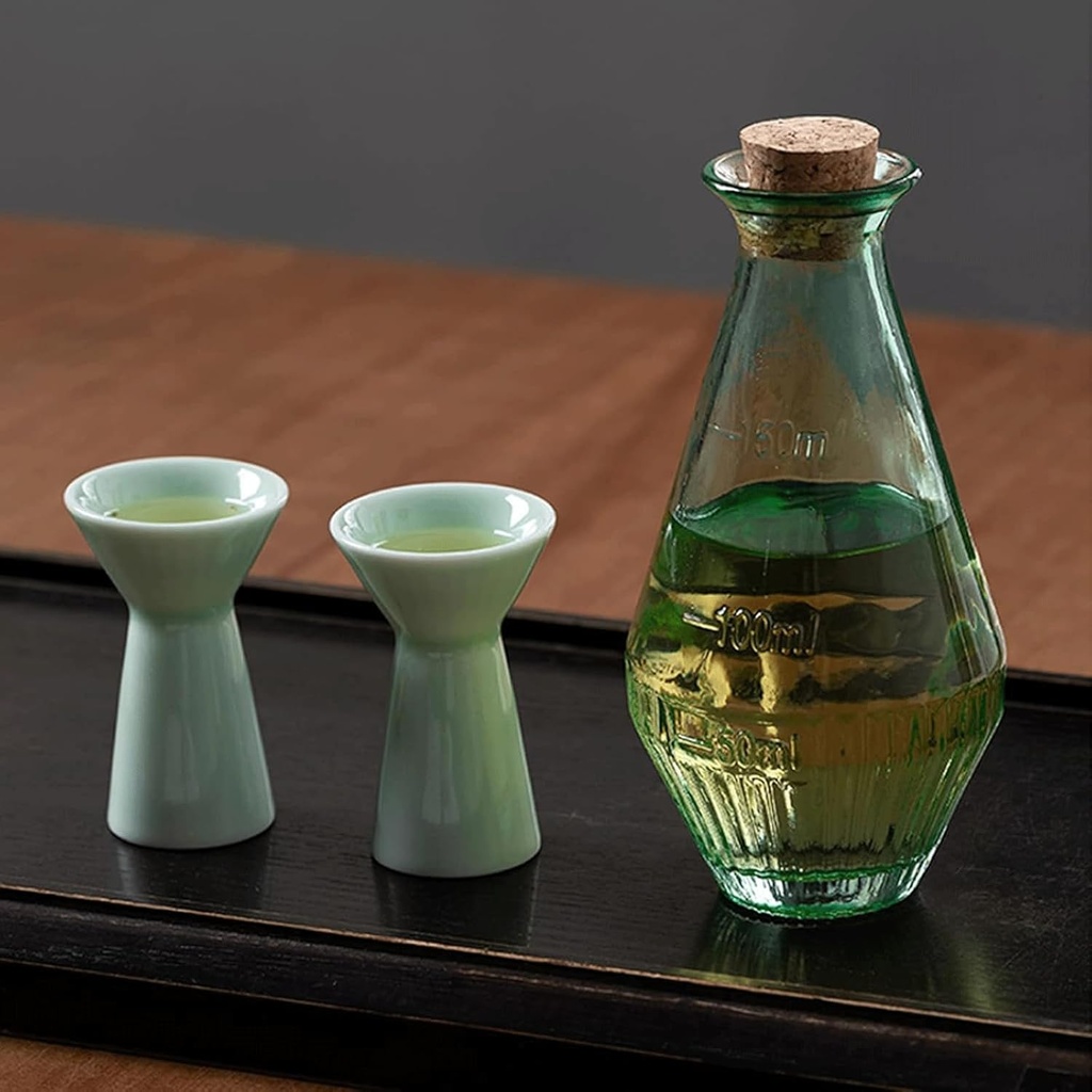 glass-sake-set-2-pcs-sake-dispenser-cera-3.jpg