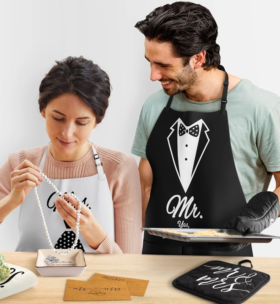 mr-mrs-aprons-for-couple-gift-anniversar-6.jpg