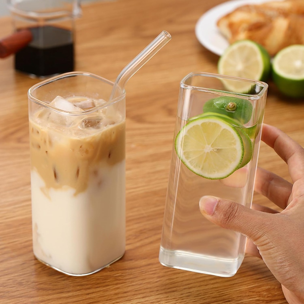 glass-cup-with-transparent-lid-and-straw-4.jpg