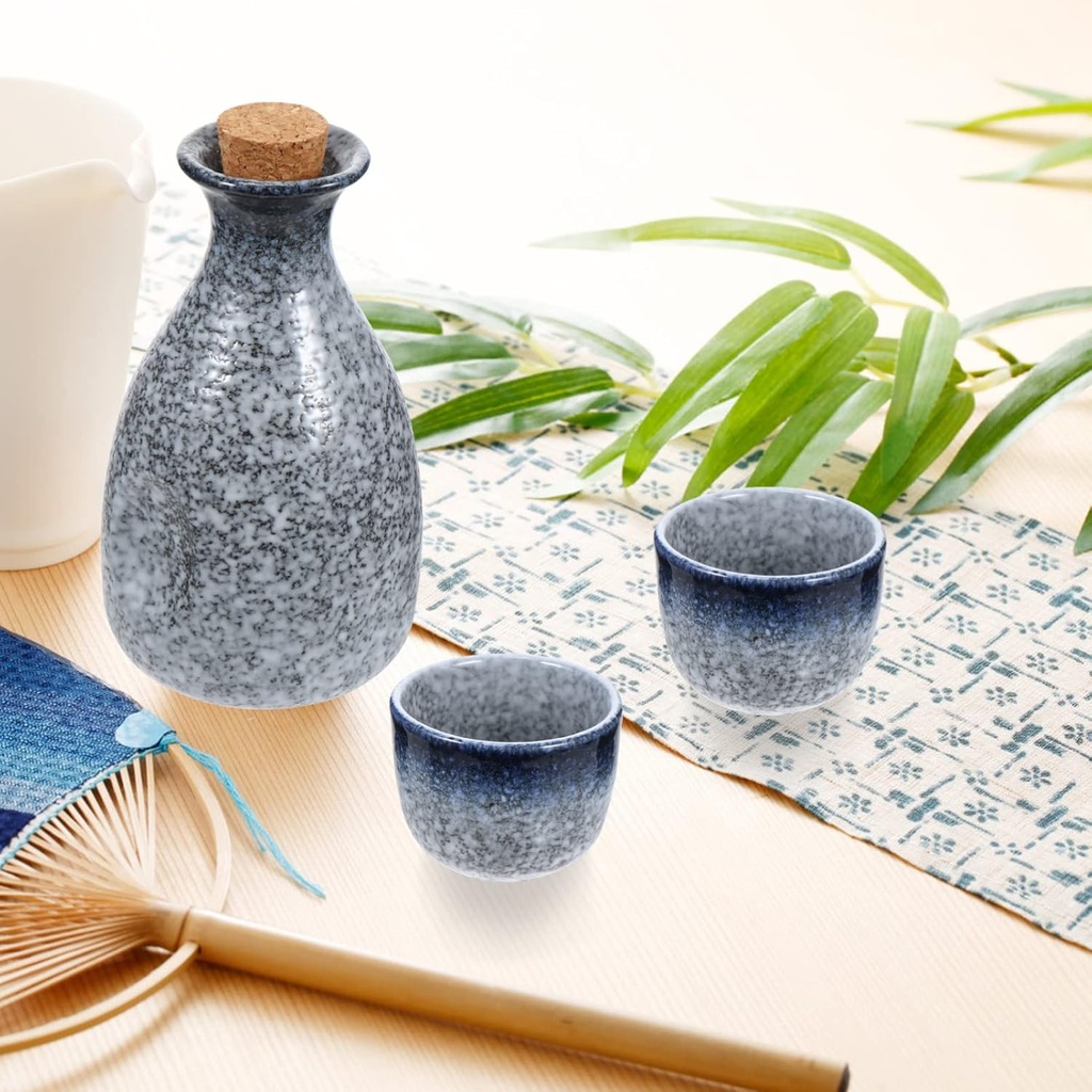 1set-japanese-sake-cups-and-pot-elegant--2.jpg
