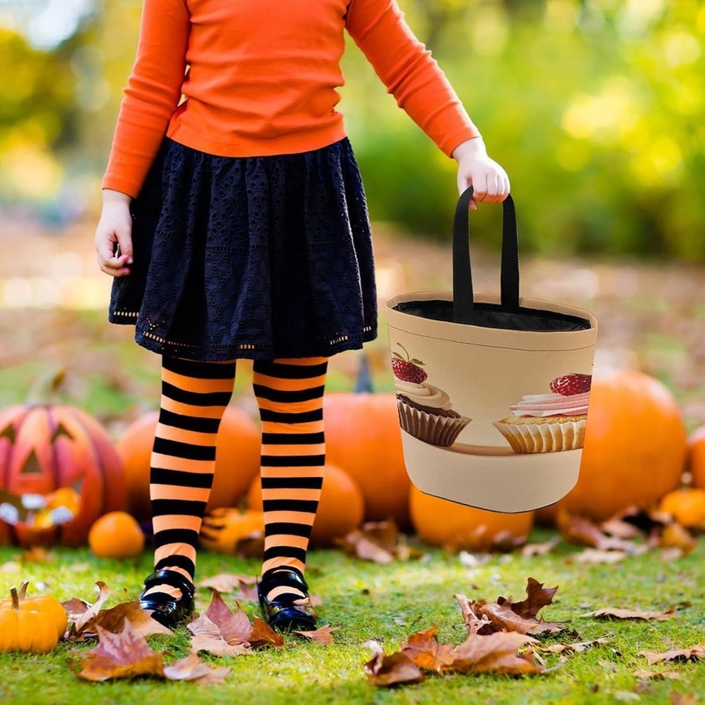 halloween-trick-or-treat-bucket-cupcakes-6.jpg