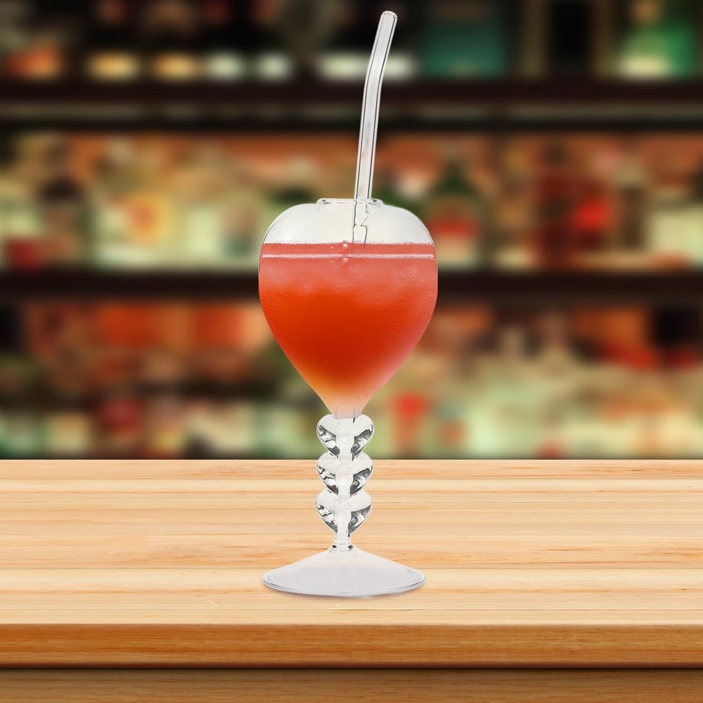 heart-shaped-wine-glasses-with-straw-ele-3.jpg
