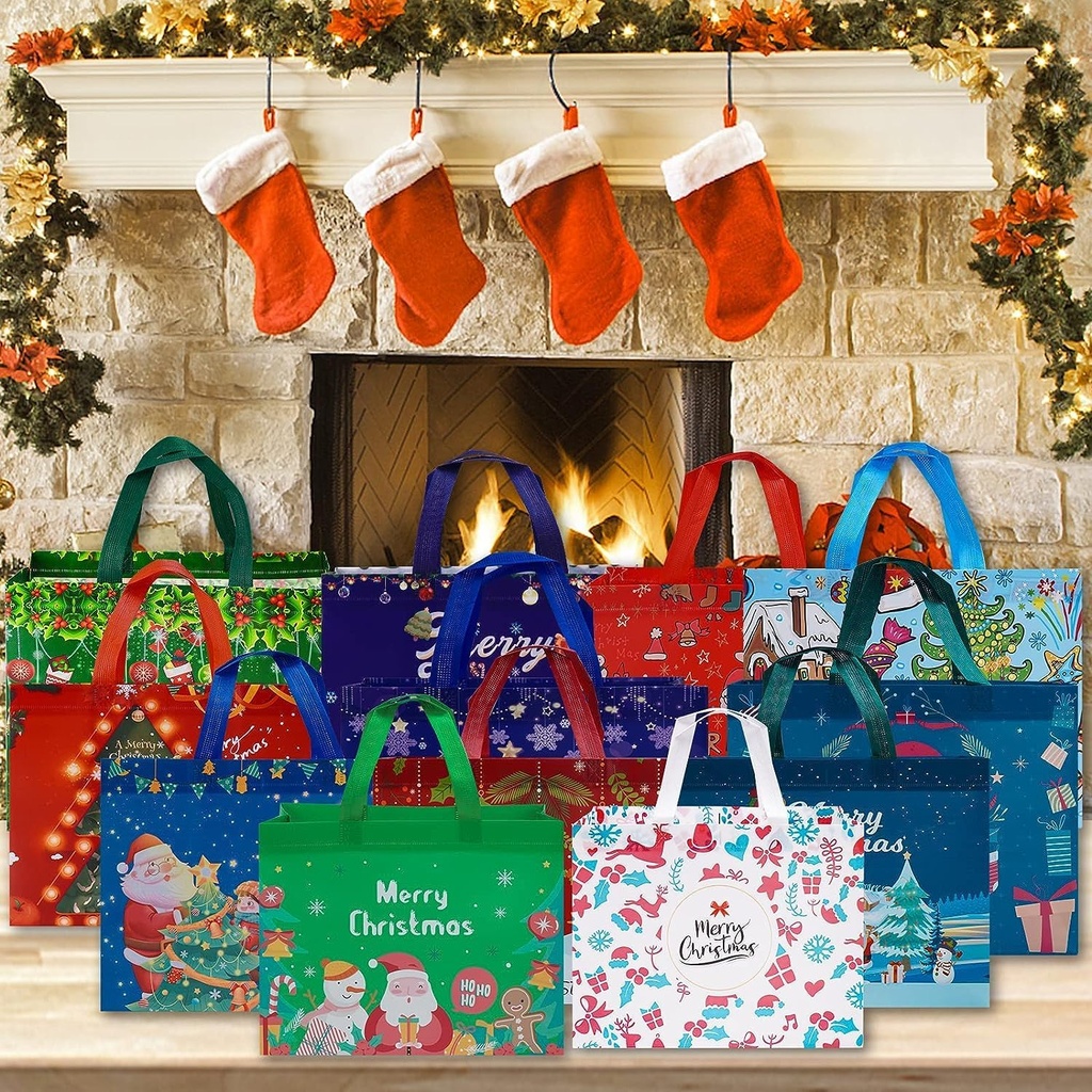 heetobcos-12-pack-christmas-gift-bags-la-5.jpg