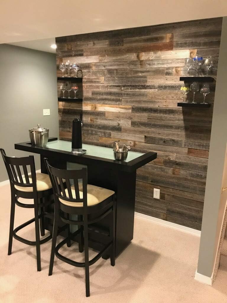 Rockin' Wood Real Wood Nail Up Application Rustic Reclaimed Naturally Weathered Barn Wood Accent Paneling Board Planks for Home Walls (10 Square feet)