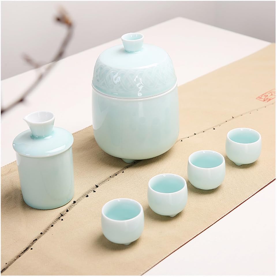 Ceramic Japanese Sake Set With Warmer Gift Box,6 Pieces Retro High-Grade Porcelain Crafts Sake Cup With 4 Sake Cups,1 Sake Pot,Best Gift for Family and Friends blue