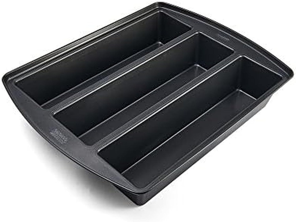 Chicago Metallic Professional Lasagna Trio Pan, Perfect for loaf breads, cakes and more 12.5 by 16 by 3 inches, Silver