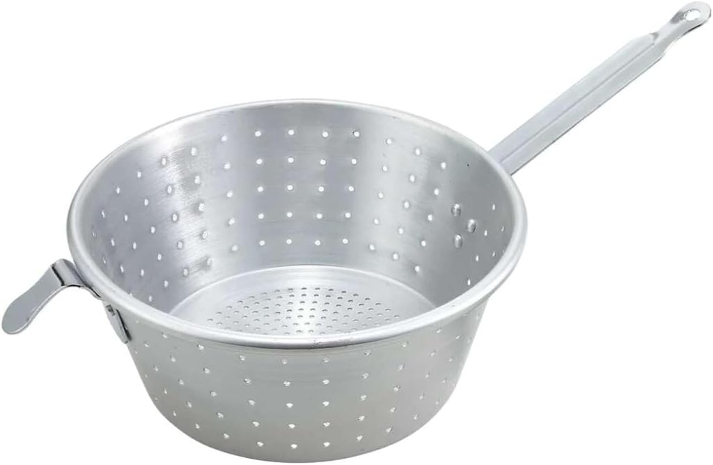 Soro Essentials- 10” Spaghetti Strainer Aluminum with Tri-riveted Grooved Handle– Kitchen Food Strainer Basket Metal Colander for Strain Drain Rinse Kitchen Food Pasta Spaghetti Berry Fruit Vegetable